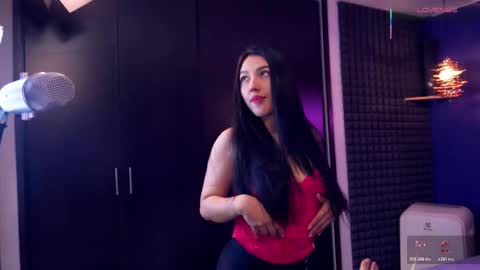 Bunny and The Rock online show from November 4, 11:53 am