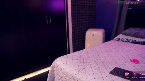 Bunny and The Rock online show from December 3, 11:47 pm