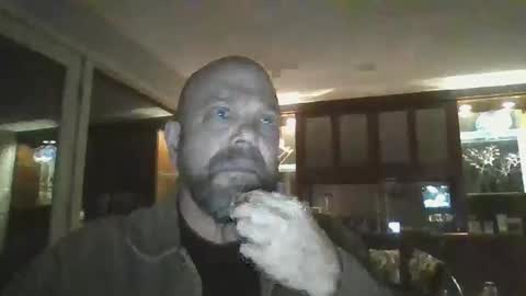 Snapshot of bulldog302w chatting on February 26, 2:26 am bulldog302w online show from February 26, 2:26 am