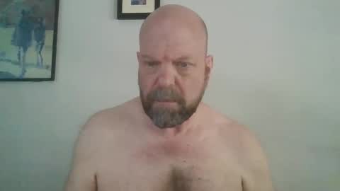 Snapshot of bulldog302w chatting on June 5, 2:23 pm bulldog302w online show from June 5, 2:23 pm