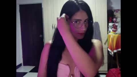 Snapshot of bulmastar chatting on June 9, 12:44 am Bulma Star online show from June 9, 12:44 am