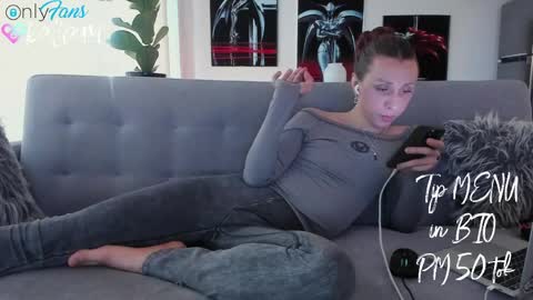 Ivan online show from April 5, 9:01 pm