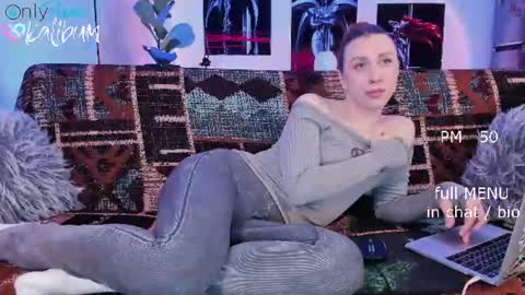 Snapshot of bumbum_kalibum chatting on July 15, 1:22 am Ivan online show from July 15, 1:22 am