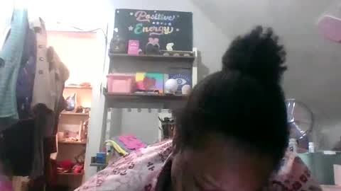 Snapshot of bumpylumpybbw chatting on January 4, 2:56 am bumpylumpybbw online show from January 4, 2:56 am