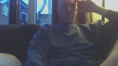 Dutch cock online show from March 1, 6:48 am