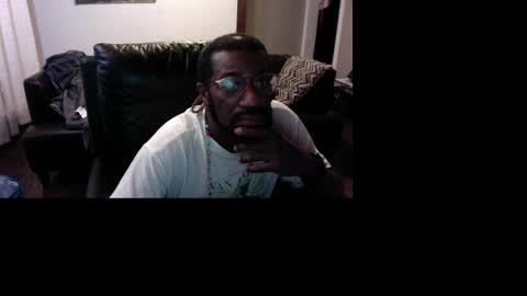 Bungalow Entertainment online show from December 1, 4:39 am