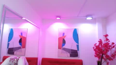 Bunnie online show from December 17, 1:06 pm