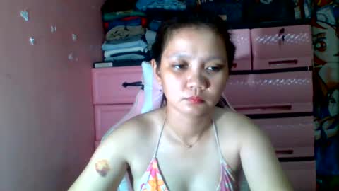 Snapshot of bunny_flower18 chatting on June 5, 11:49 am bunny_flower18 online show from June 5, 11:49 am