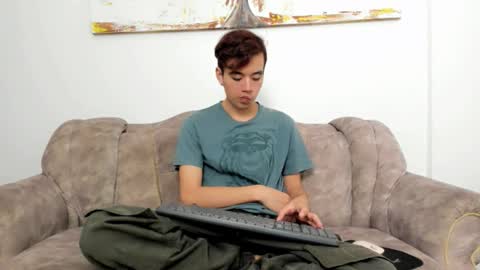 Snapshot of bunny_maxxi chatting on November 18, 12:31 pm bunny online show from November 18, 12:31 pm