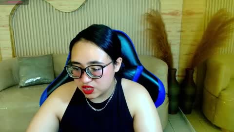 bunny_mich_r online show from February 20, 7:47 pm