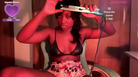 Snapshot of bunny_secrets chatting on October 2, 8:38 pm Isa online show from October 2, 8:38 pm