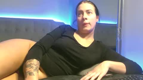 bunnyela online show from February 13, 5:09 pm