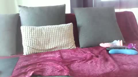 bunnyfox420 online show from October 17, 1:57 pm