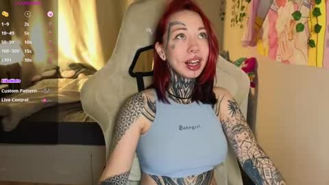 bunnykelly online show from May 28, 6:54 am