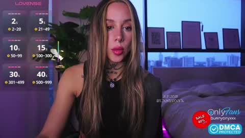 Snapshot of bunnyonyx chatting on October 24, 10:17 pm Stephanie Next stream TUESDAY 6pm PDT online show from October 24, 10:17 pm