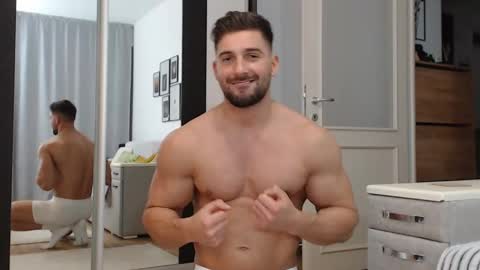 Snapshot of bunzdanny chatting on February 24, 8:03 pm BunzDanny online show from February 24, 8:03 pm