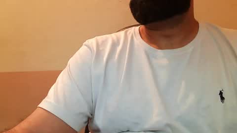 Hairy Arabian online show from December 25, 5:58 pm