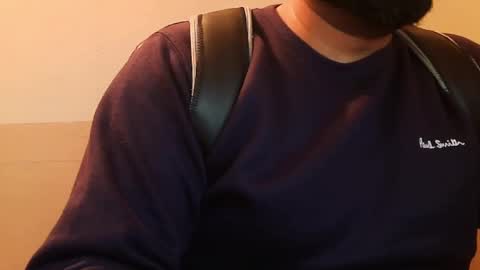 Hairy Arabian online show from December 26, 4:58 pm