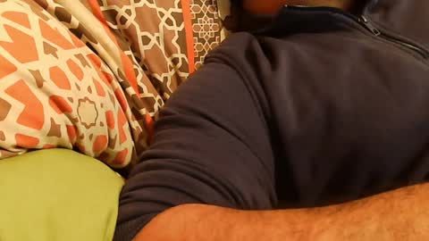 Hairy Arabian online show from December 30, 4:40 pm