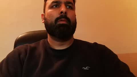 Hairy Arabian online show from January 13, 1:39 pm