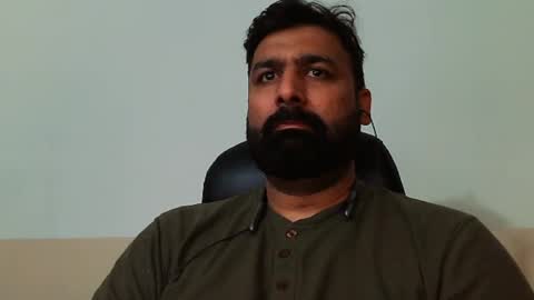 Hairy Arabian online show from February 4, 3:33 am