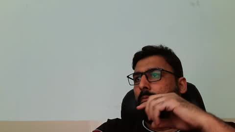 Hairy Arabian online show from February 6, 4:03 pm