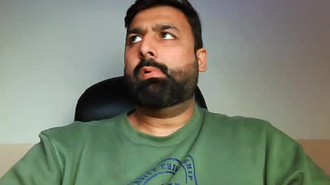 Hairy Arabian online show from February 11, 10:37 am