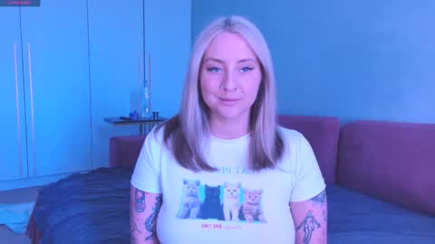 Lissa online show from April 19, 10:36 am