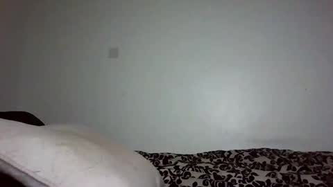 Snapshot of burningdesire_ chatting on February 28, 12:00 am desire online show from February 28, 12:00 am