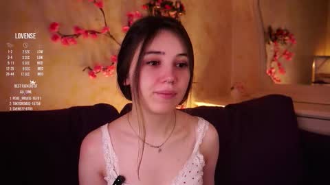 Snapshot of burnletitallburn chatting on February 20, 2:52 am Jessica online show from February 20, 2:52 am