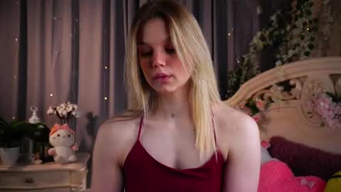 Snapshot of burnletitallburn chatting on March 12, 4:13 pm Jessica online show from March 12, 4:13 pm