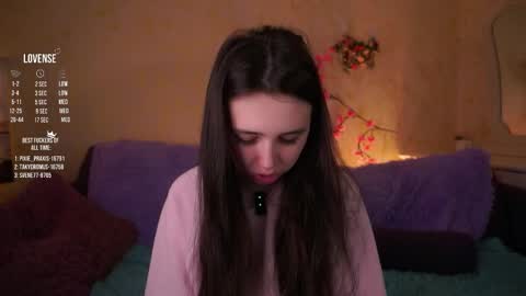 Snapshot of burnletitallburn chatting on April 4, 3:27 am Jessica online show from April 4, 3:27 am