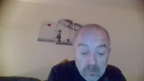 burnleyguy1977 online show from December 6, 7:43 am