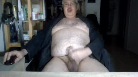 Snapshot of busibaer666 chatting on February 10, 1:14 am busi online show from February 10, 1:14 am