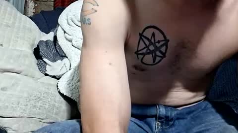 Snapshot of buster18hymen chatting on September 14, 5:50 am Buster18Hymen online show from September 14, 5:50 am