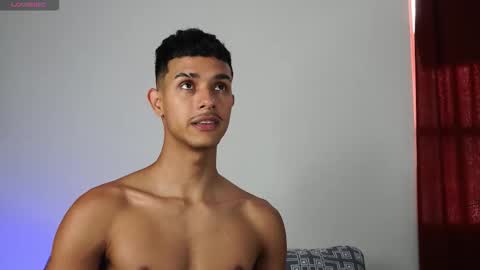 Buster independent model online show from February 25, 7:23 pm