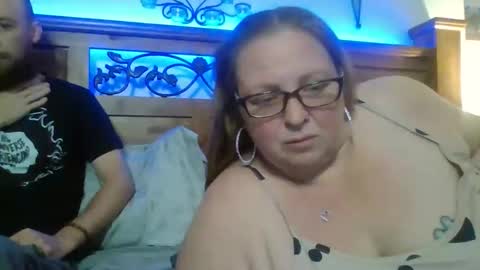 bustibambi online show from May 18, 3:13 am