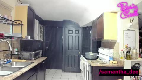 Samantha Dee online show from January 5, 4:59 pm