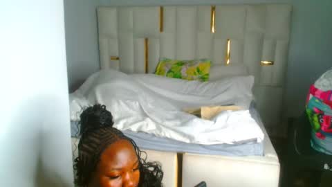 busty_mellons69 online show from October 13, 3:23 pm