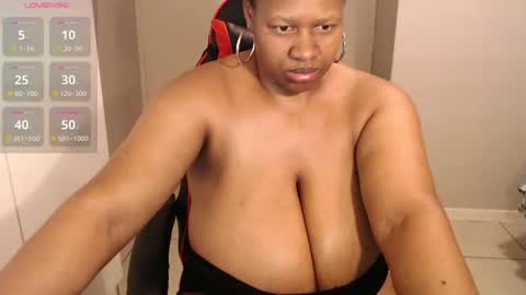 lisa online show from November 15, 4:03 pm