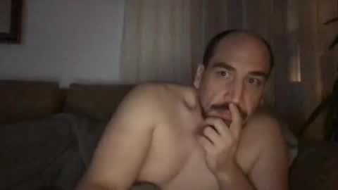 Snapshot of butchvienna chatting on March 9, 1:04 am butchvienna online show from March 9, 1:04 am