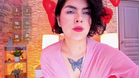 Snapshot of butterflyx39 chatting on February 14, 11:51 am Lia Butterfly online show from February 14, 11:51 am