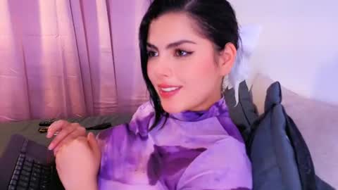 Lia Butterfly  online show from July 17, 10:58 pm