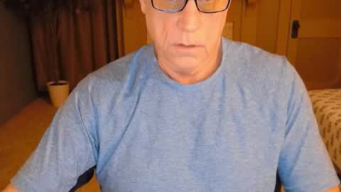 Miles online show from December 16, 9:03 am