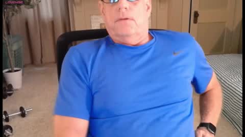 Miles online show from October 10, 4:50 pm