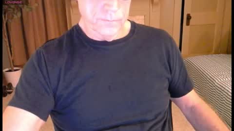 Miles online show from October 21, 9:21 am