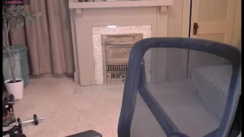 Miles online show from October 24, 7:38 am