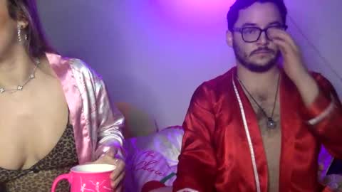 Snapshot of buttsnaxxx chatting on February 4, 10:10 am buttsnaxxx online show from February 4, 10:10 am