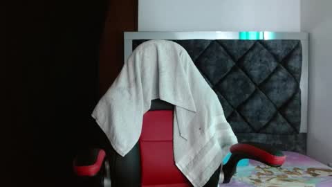 by_naughty online show from January 4, 12:16 pm