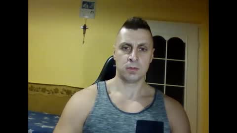 bzykacz1988 online show from December 20, 11:45 pm